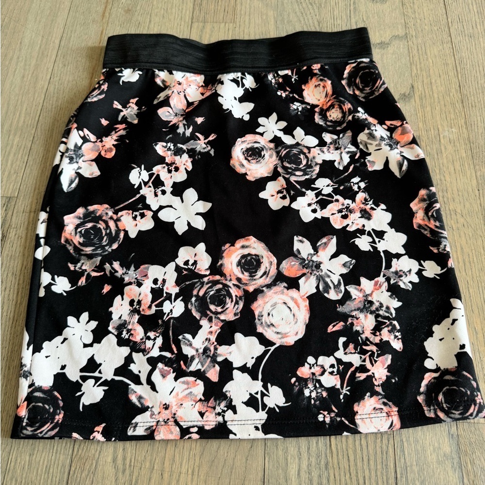 Floral Black and orange Women's Skirt